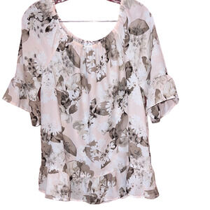 NWT Elle Pink and Brown Floral Blouse M